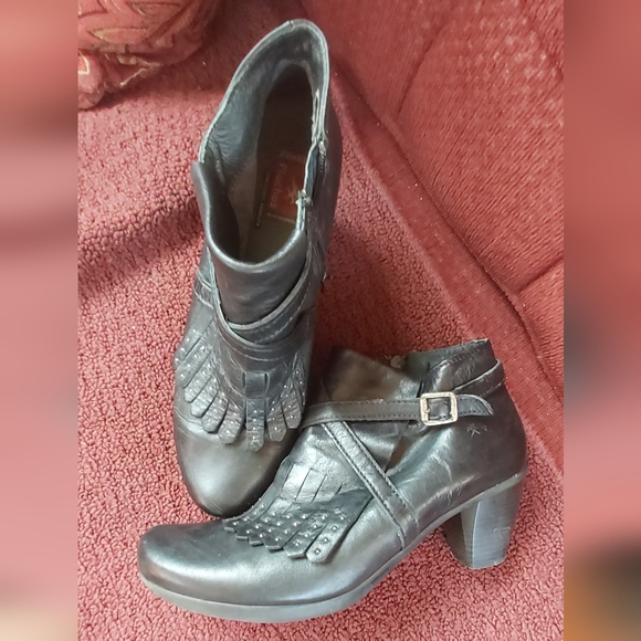 Fluchos black leather bootie - Picture 10 of 10